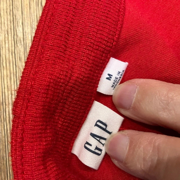 GAP medium a-line red dress with zip pockets. - Picture 3 of 5